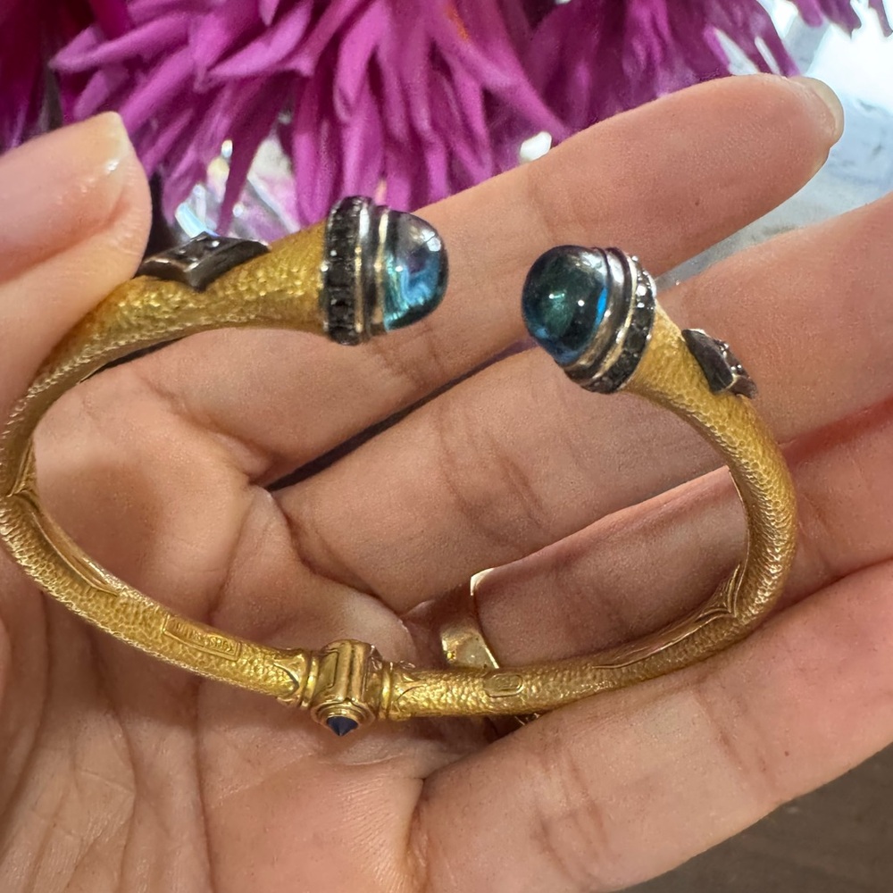$12800 KONSTANTINO Callas “Piscine” 18K YG Diamonds, Topaz, Sapphire Bangle